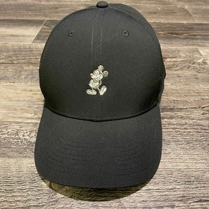 Mickey Mouse Disney Parks Nike Legacy 